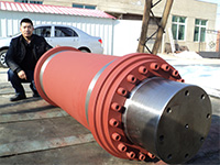 旋壓(ya)機主油缸(gang)D500-450-1000